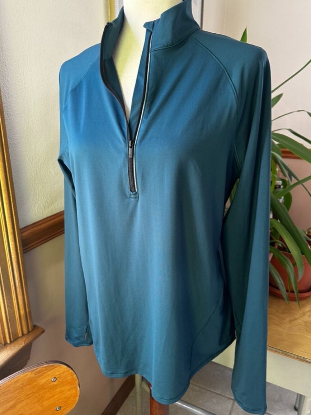 All in Motion Women's Half-Zip Top, Large, Dark Teal/Turquoise, VGUC